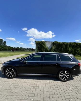 Volkswagen Passat cena 47970 przebieg: 358338, rok produkcji 2014 z Lublin małe 121